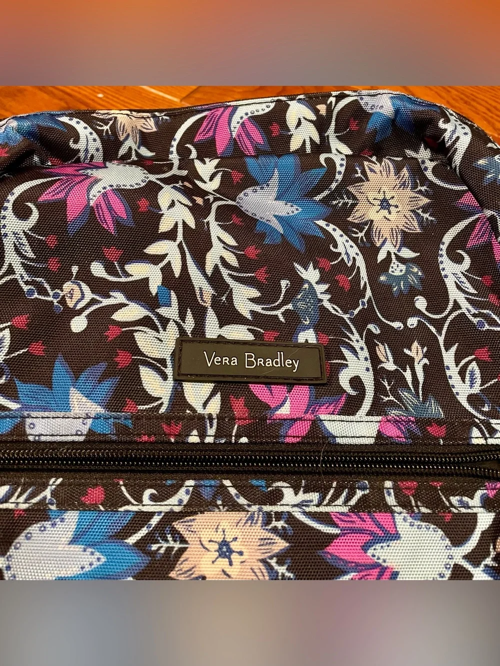 Vera Bradley Black Bramble Vines Backpack Lighten Up Excellent Condition - Picture 2 of 10